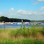 Gemuetliches Haus Mit Wlan In Am Mueritzsee Holiday home *