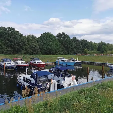 Haus Mit Wlan In Am Mueritzsee Prázdninový dům