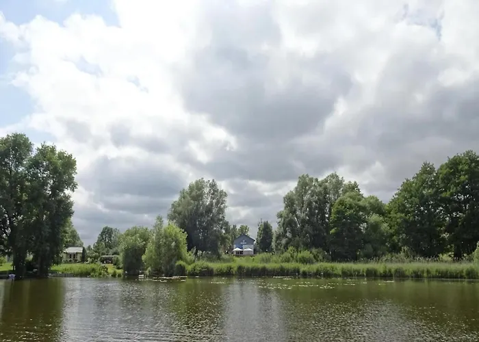Haus Mit Wlan In Am Mueritzsee Сasa de vacaciones *